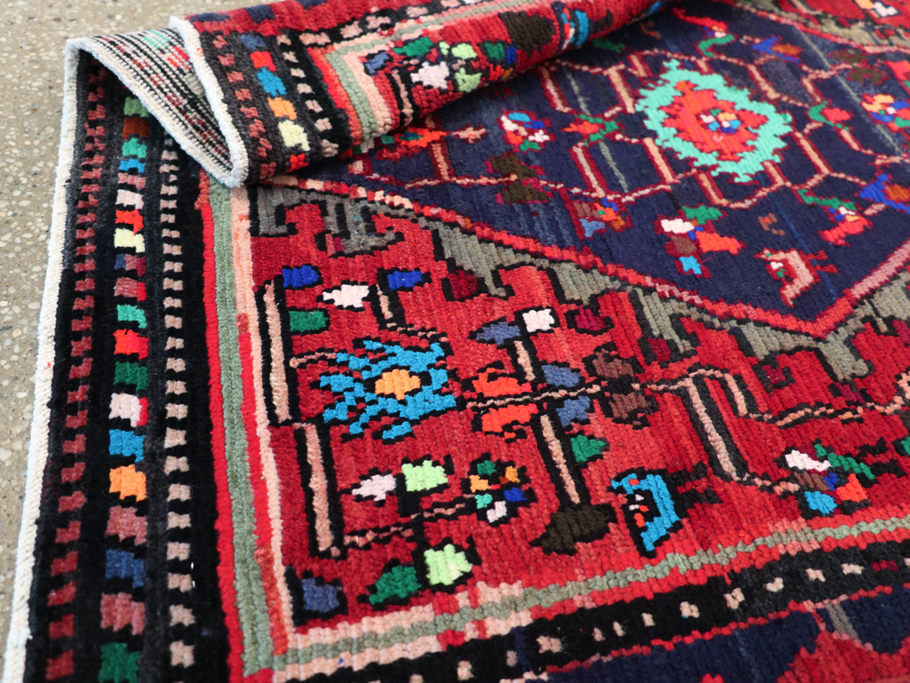 Vintage Persian Hamadan Rug, No.27375 - Gsblank