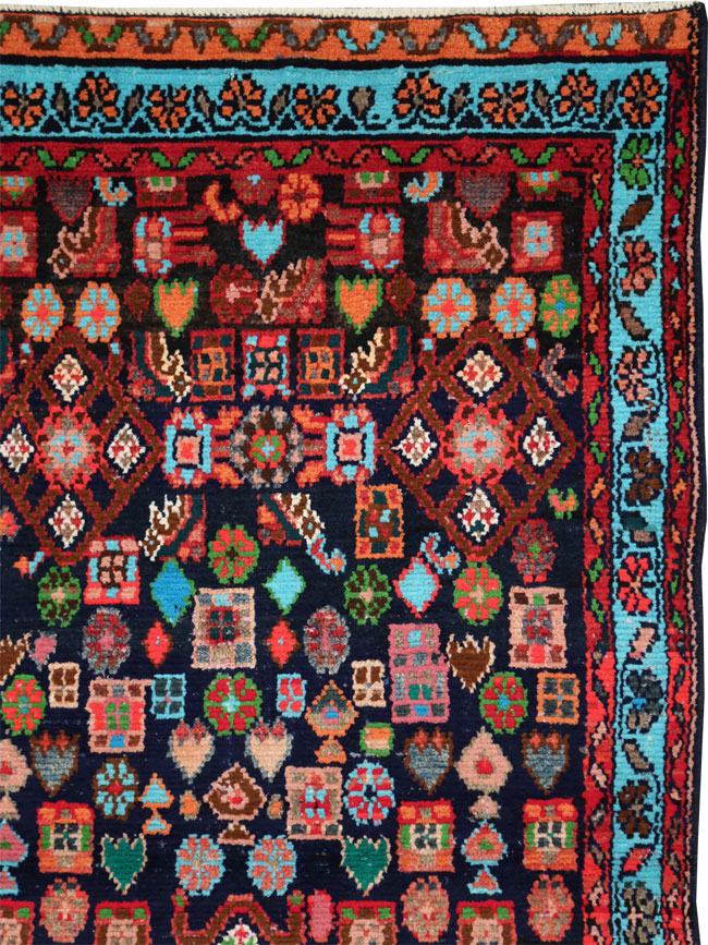 Vintage Persian Hamadan Rug, No.27378 - Gsblank