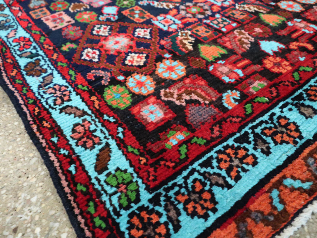 Vintage Persian Hamadan Rug, No.27378 - Gsblank
