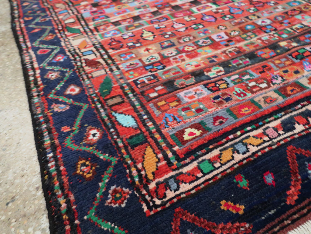 Vintage Persian Hamadan Rug, No.27383 - Gsblank