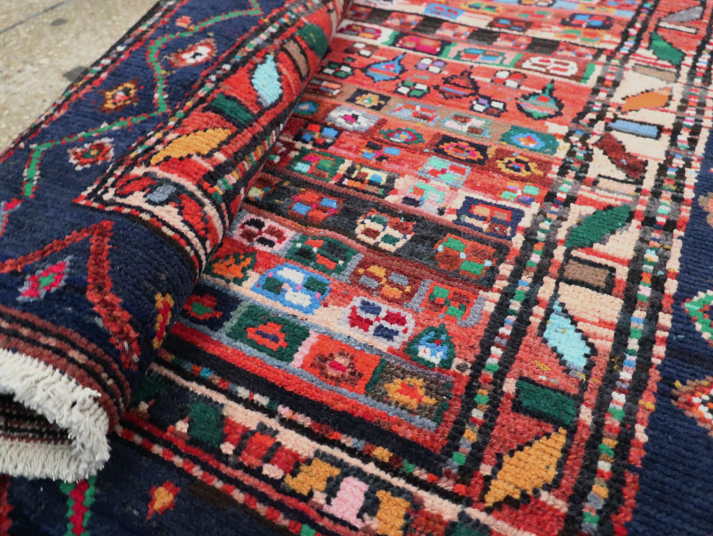 Vintage Persian Hamadan Rug, No.27383 - Gsblank