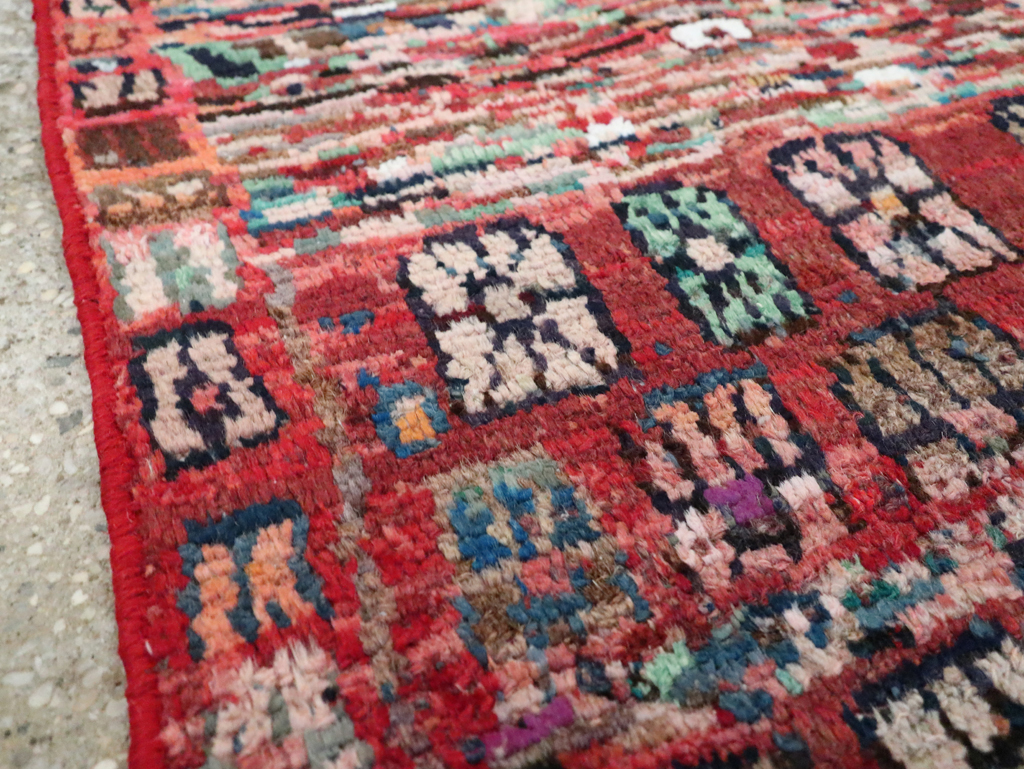 Vintage Persian Shiraz Rug, No.27391 - Gsblank