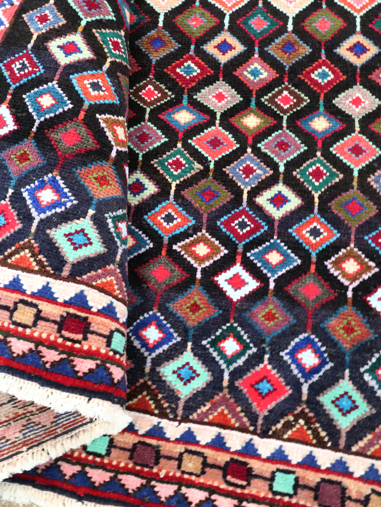 Vintage Persian Hamadan Rug, No.27393 - Gsblank