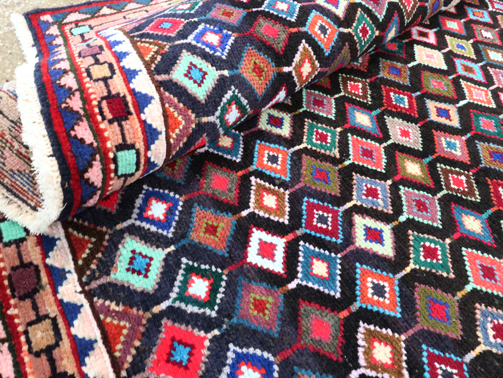 Vintage Persian Hamadan Rug, No.27393 - Gsblank