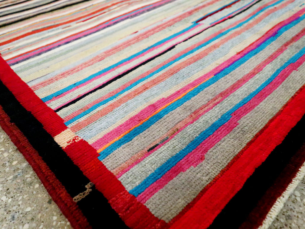 Vintage Persian Modern Style Mahal Throw Rug, No.27396 - Gsblank