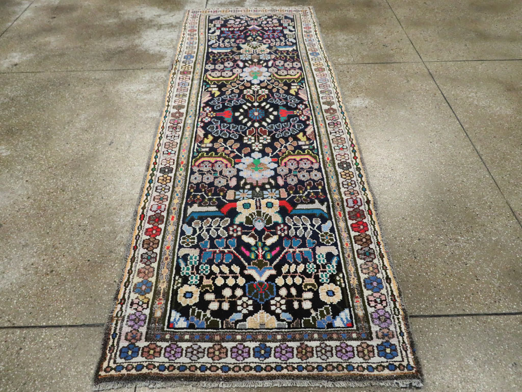 Vintage Hamadan Runner, No.27400 - Gsblank