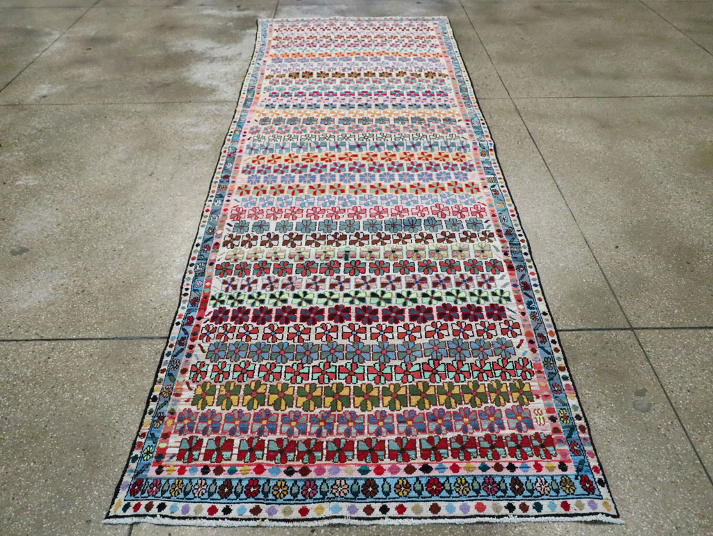 Vintage Persian Hamadan Gallery Rug, No.27406 - Gsblank