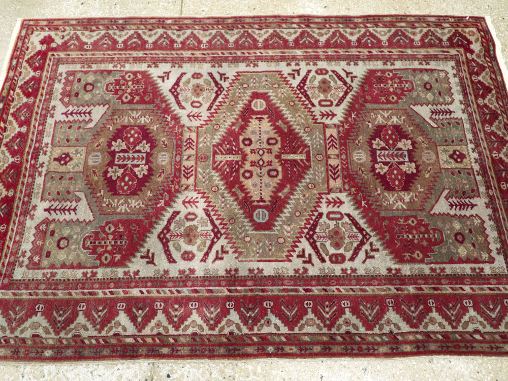 Vintage Persian Ardabil Throw Rug, No.27415 - Gsblank