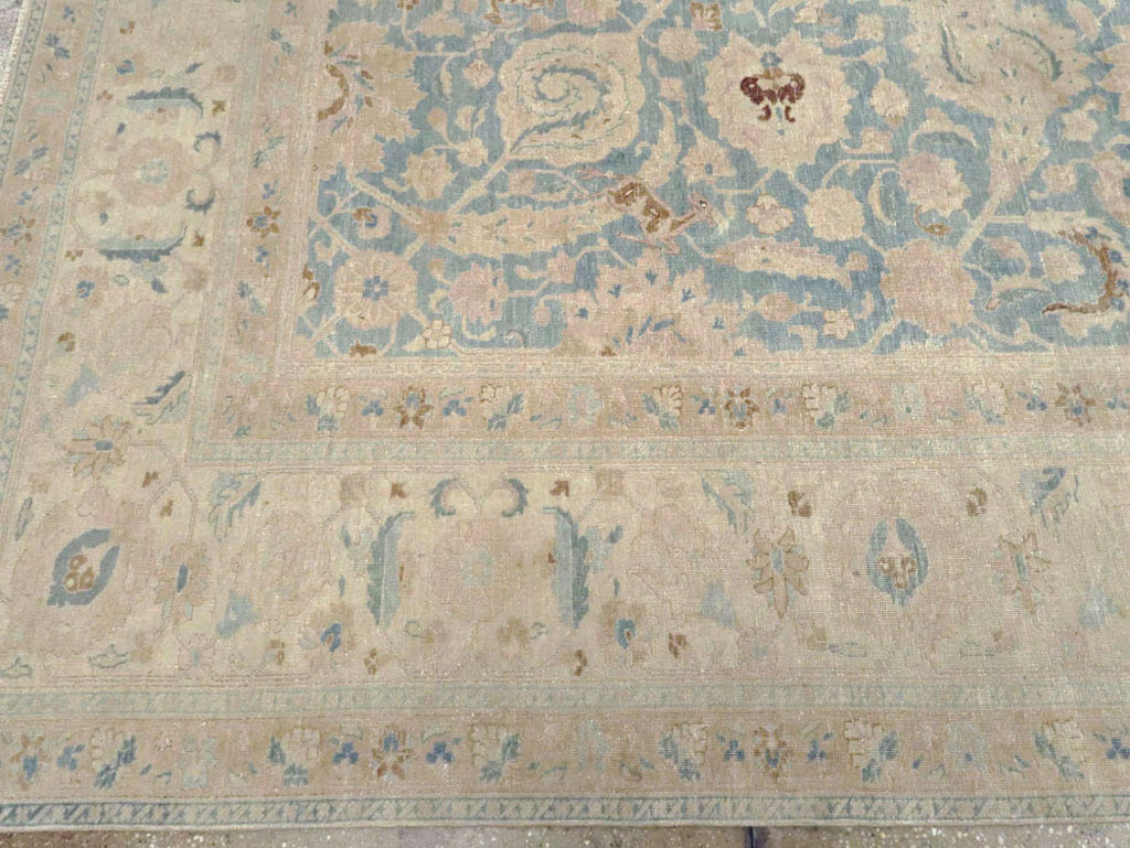 Antique Persian Tabriz Carpet, No.27416 - Gsblank