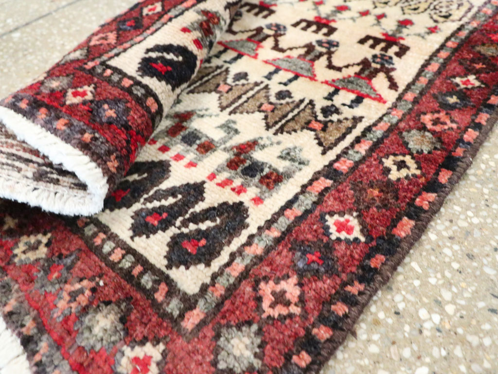 Vintage Persian Baluch Rug, No.27419 - Gsblank