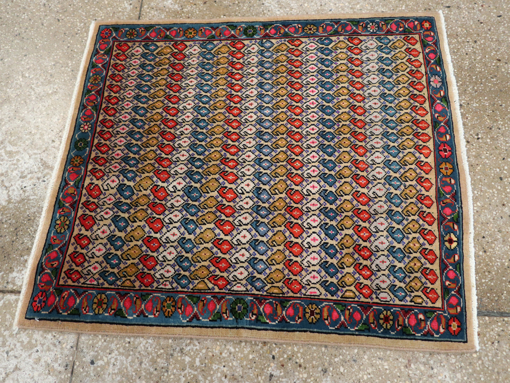 Vintage Persian Mahal Rug, No.27422 - Gsblank