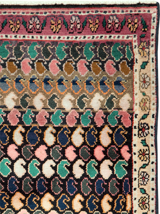 Vintage Persian Hamadan Rug, No.27425 - Gsblank