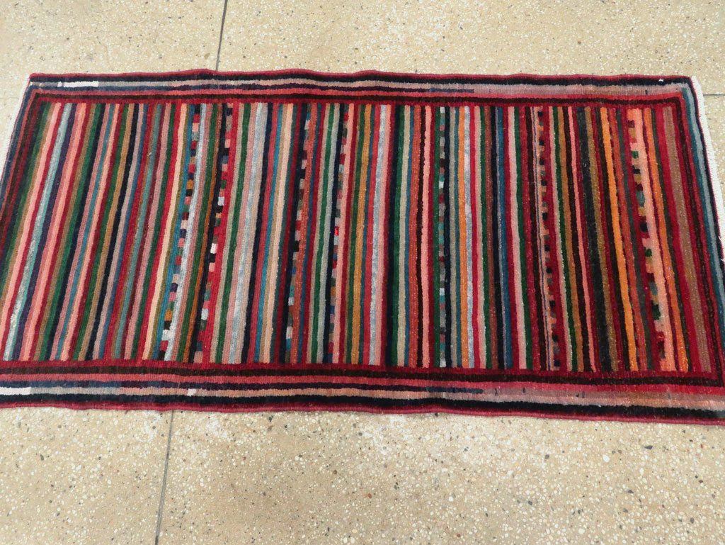 Vintage Persian Mahal Rug, No.27427 - Gsblank