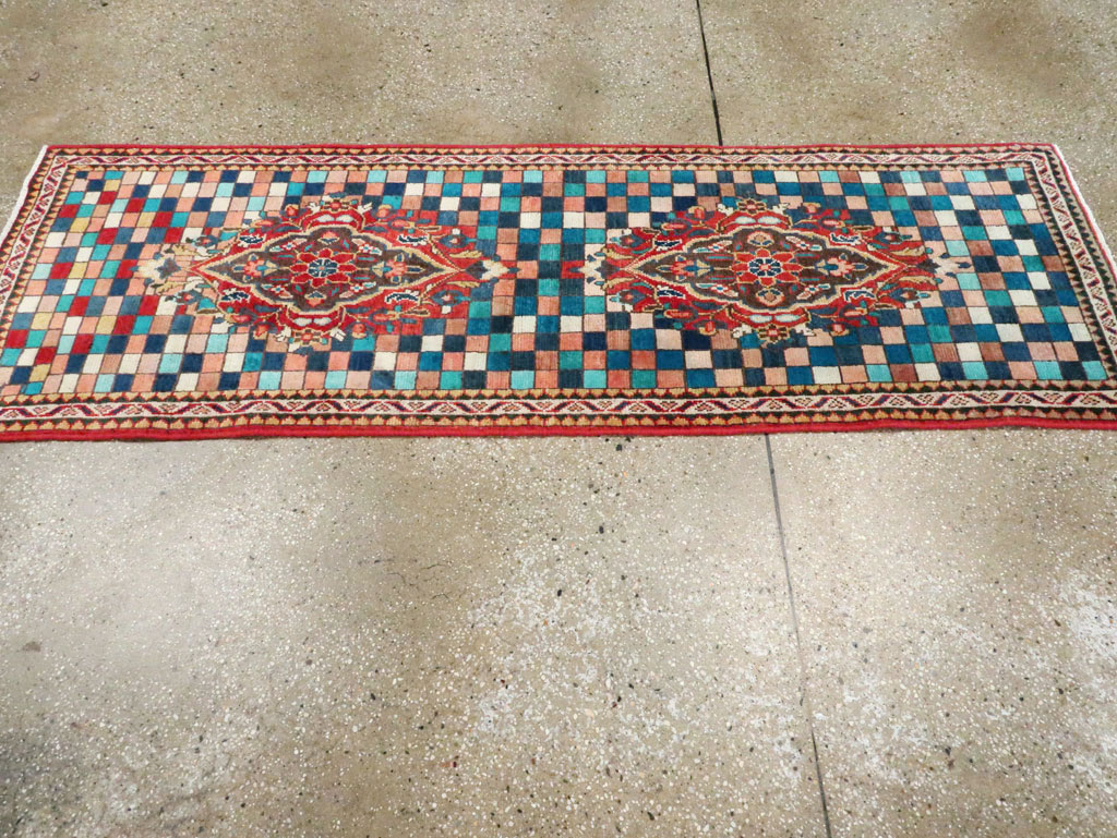 Vintage Persian Mahal Rug, No.27438 - Gsblank