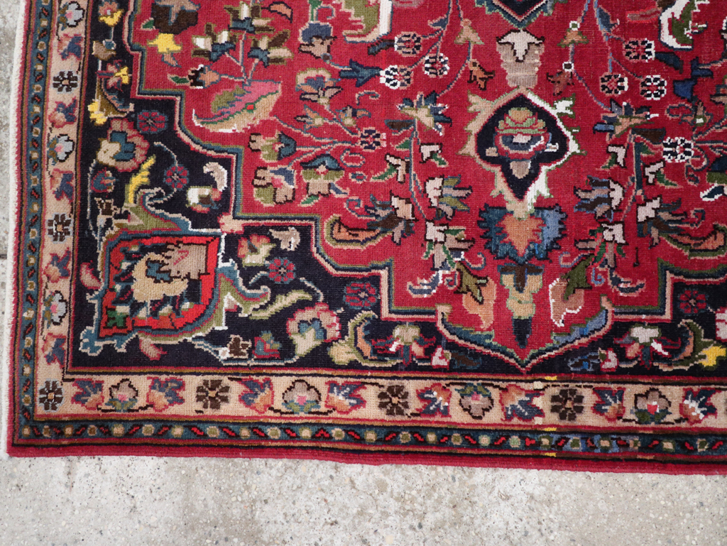 Vintage Persian Mashad Accent Rug, No.27448 - Gsblank