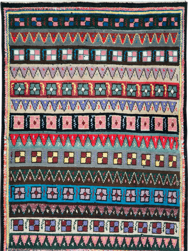 Vintage Persian Mahal Runner, No.27453 - Gsblank