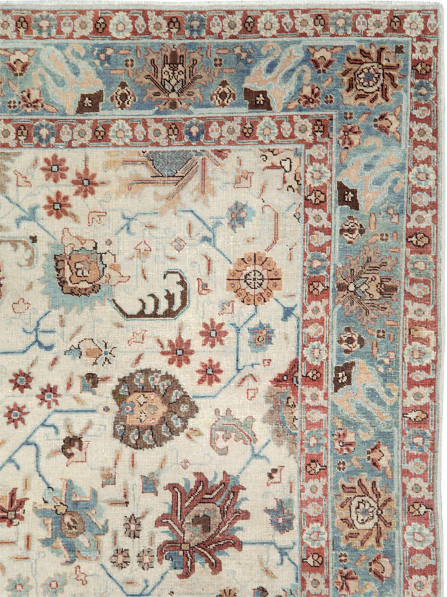 Vintage Persian Tabriz Accent Rug, No.27482 - Gsblank