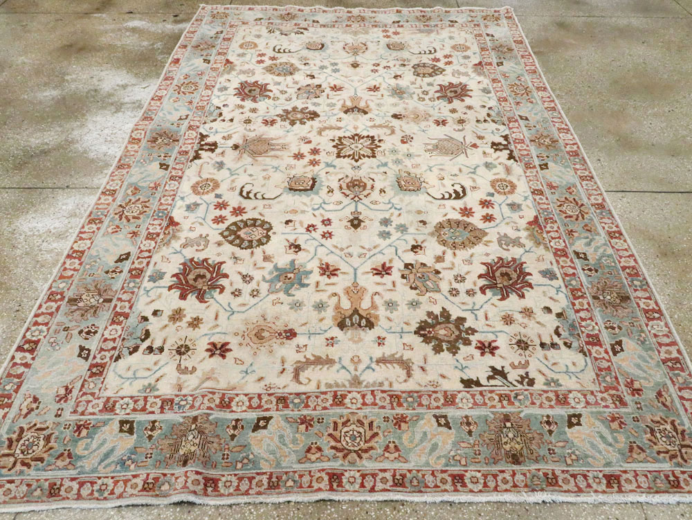 Vintage Persian Tabriz Accent Rug, No.27482 - Gsblank
