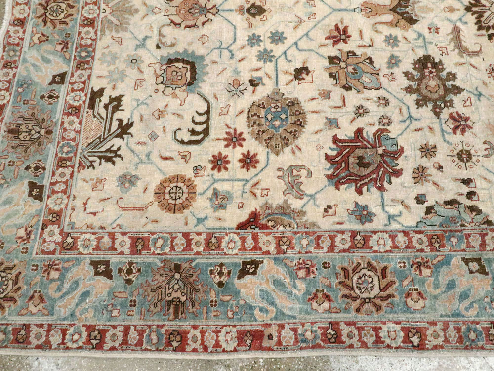 Vintage Persian Tabriz Accent Rug, No.27482 - Gsblank