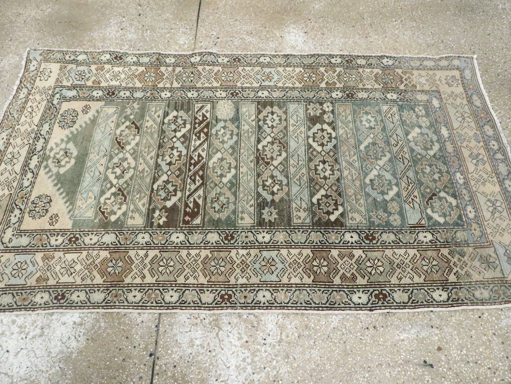 Vintage Persian Malayer Accent Rug, No.27483 - Gsblank