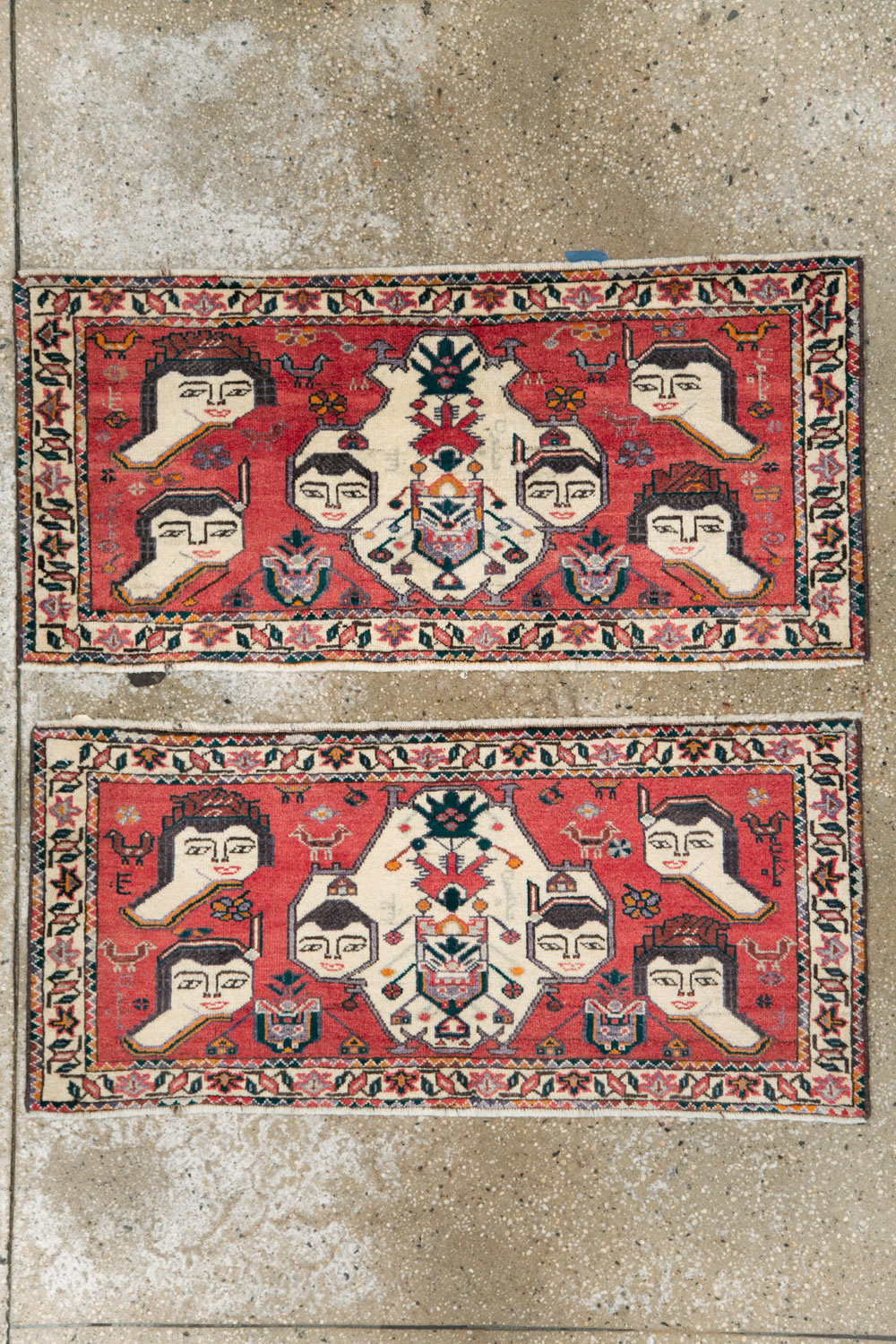 Vintage Persian Hamadan Pictorial Throw Rug (Pair: 1 of 2), No.27489 - Gsblank