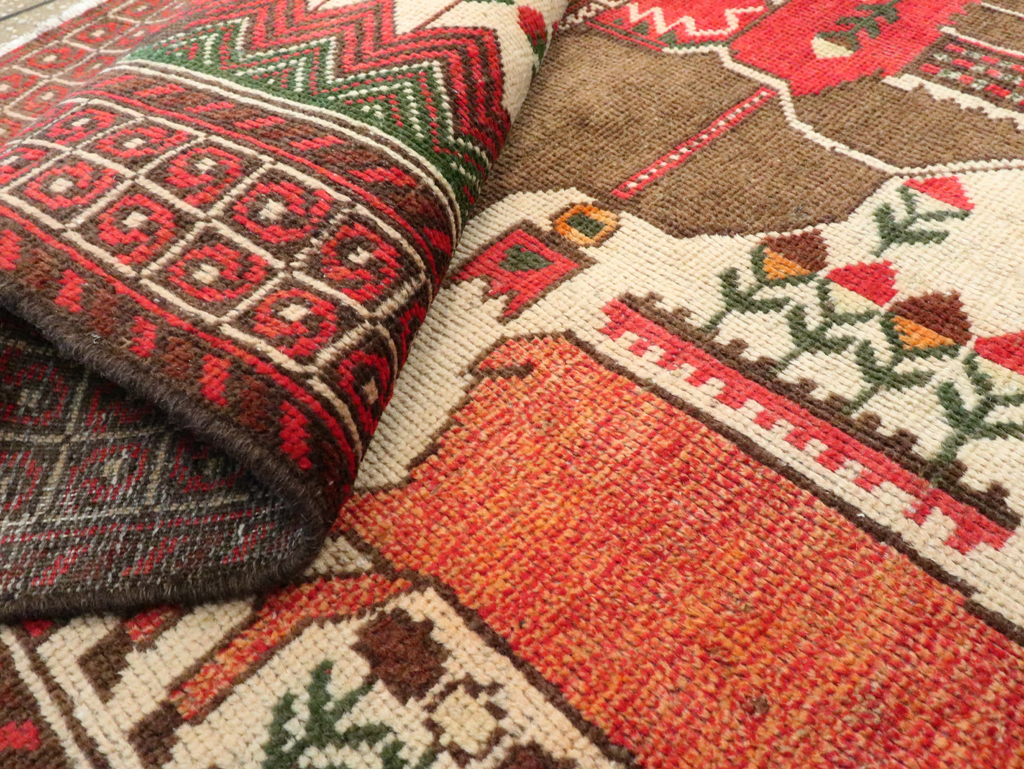 Vintage Persian Pictorial Baluch Rug, No.27500 - Gsblank