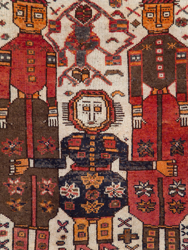 Vintage  Persian Bakhtiari Pictorial Carpet, No.27502 - Gsblank