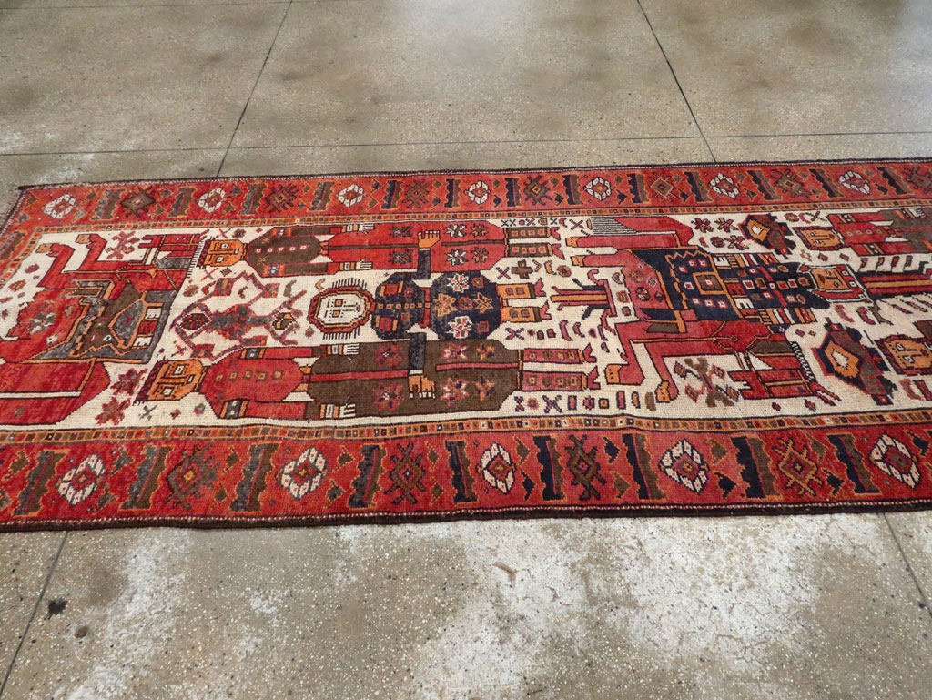 Vintage  Persian Bakhtiari Pictorial Carpet, No.27502 - Gsblank