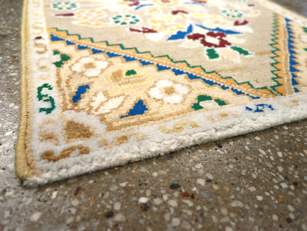 Vintage Persian Mahal Throw Rug (Pair: 1 of 2), No.27507 - Gsblank