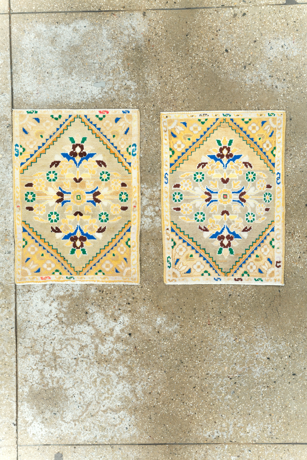 Vintage Persian Mahal Throw Rug (Pair: 1 of 2), No.27507 - Gsblank