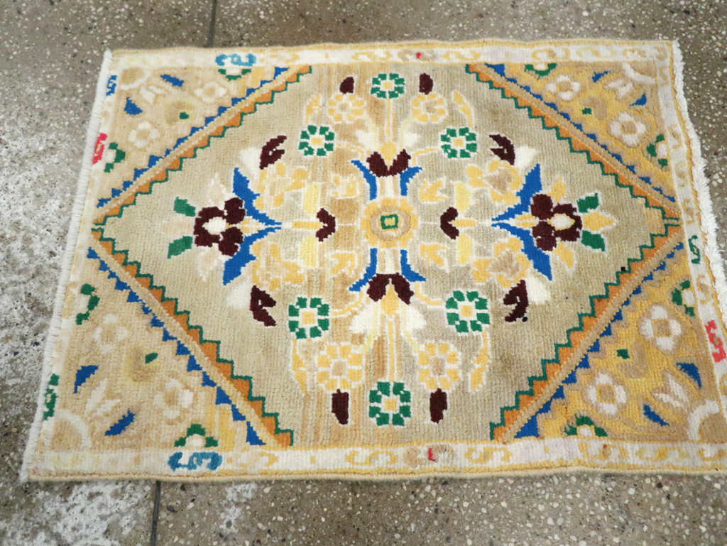 Vintage Persian Mahal Throw Rug (Pair: 2 of 2), No.27508 - Gsblank