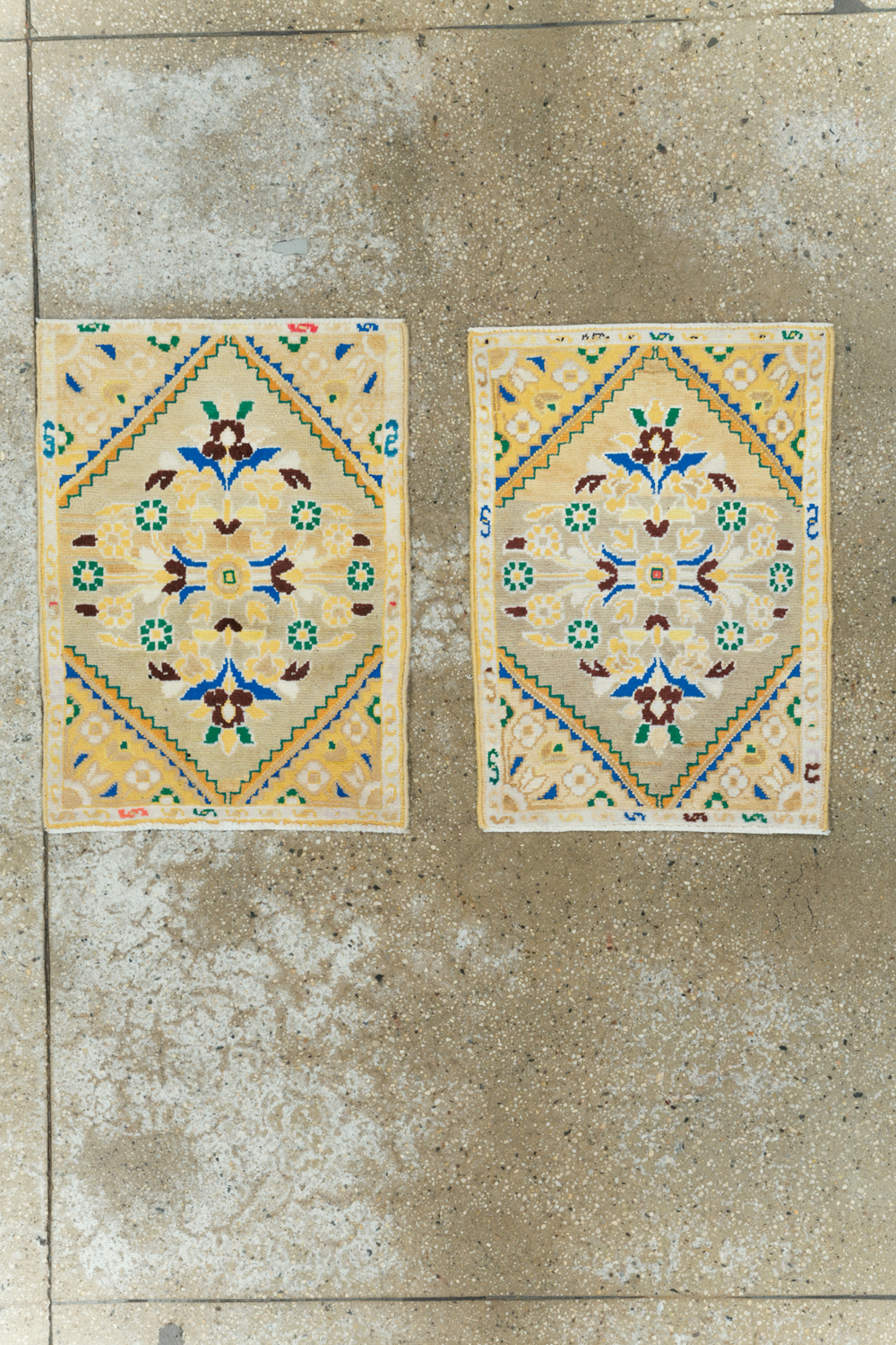 Vintage Persian Mahal Throw Rug (Pair: 2 of 2), No.27508 - Gsblank