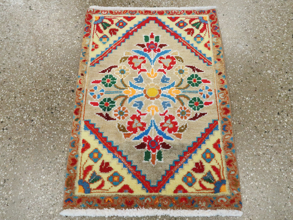 Vintage Persian Mahal Throw Rug (Pair: 1 of 2), No.27509 - Gsblank