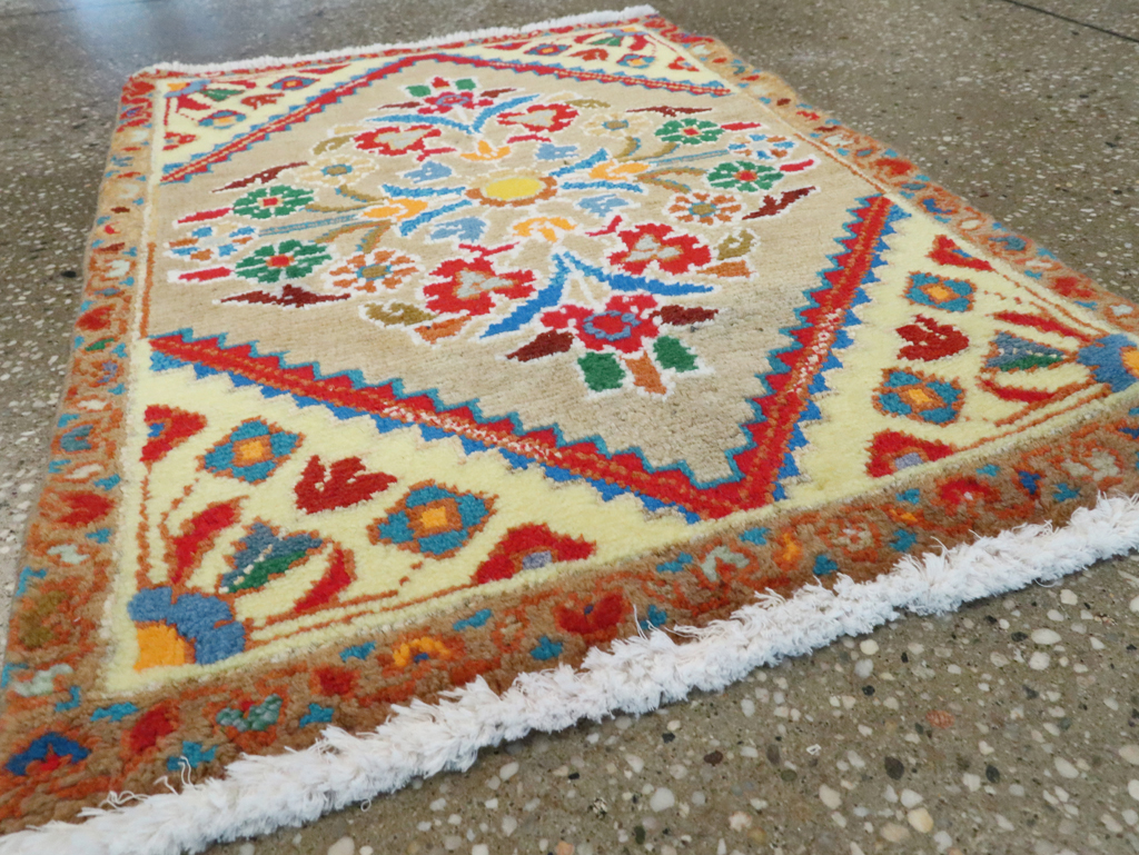 Vintage Persian Mahal Throw Rug (Pair: 1 of 2), No.27509 - Gsblank