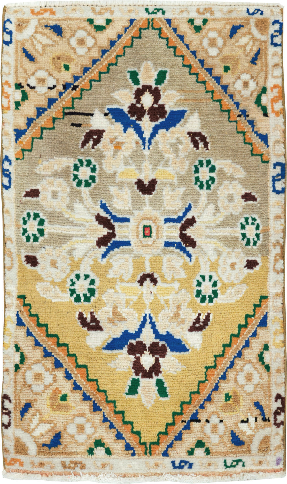 Vintage Persian Hamadan Throw Rug, No.27511 - Gsblank