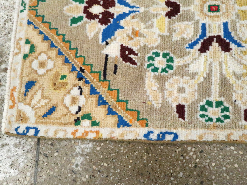 Vintage Persian Hamadan Throw Rug, No.27511 - Gsblank