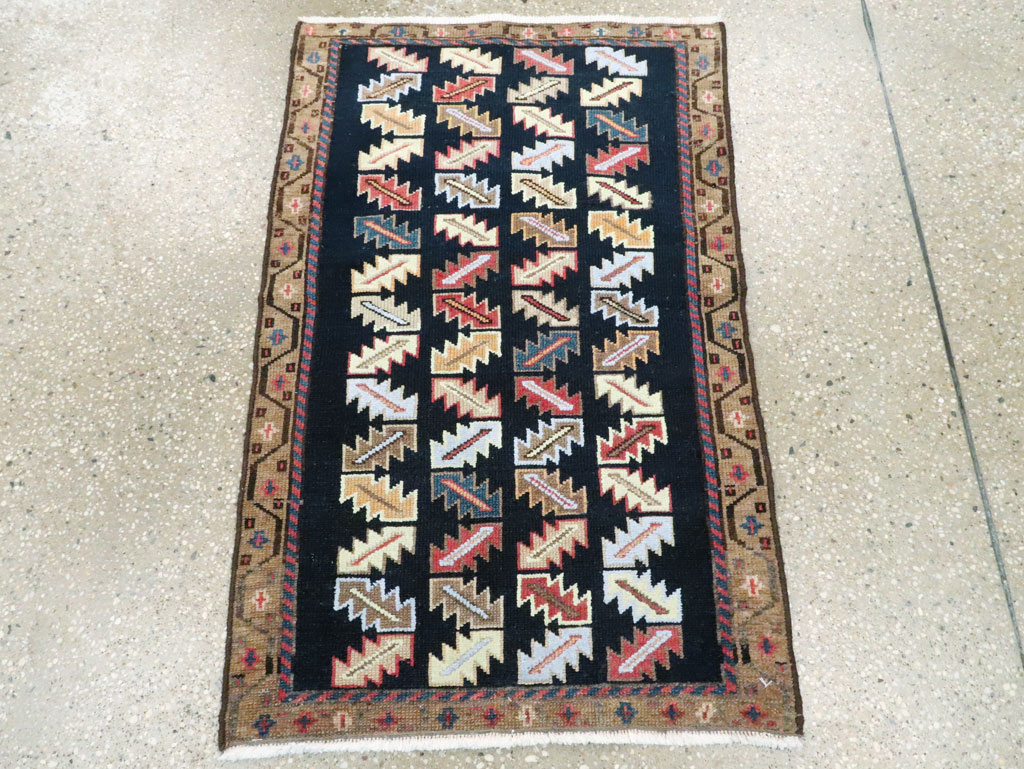 Vintage Persian Hamadan Rug, No.27515 - Gsblank