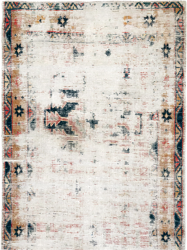 Vintage Persian Karajeh Runner, No.27518 - Gsblank
