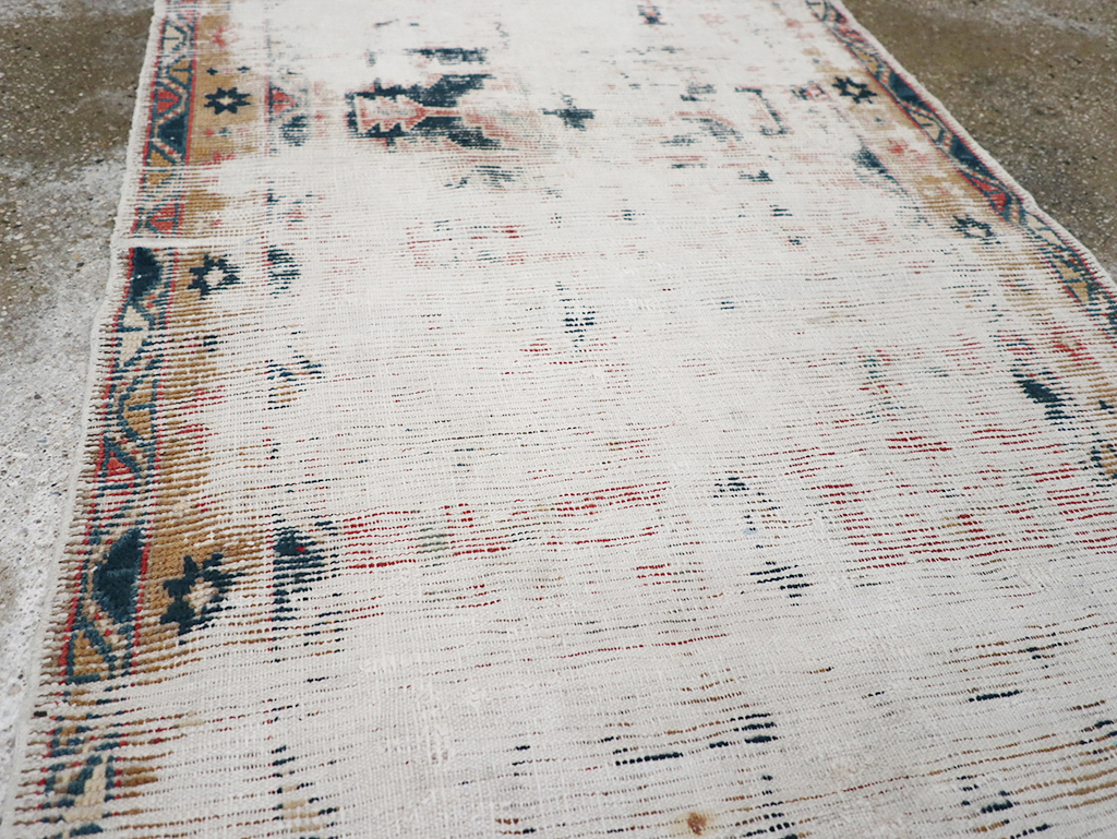 Vintage Persian Karajeh Runner, No.27518 - Gsblank