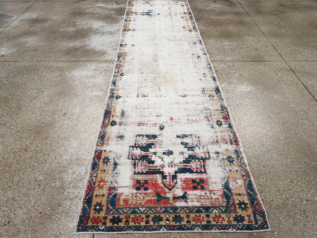 Vintage Persian Karajeh Runner, No.27518 - Gsblank