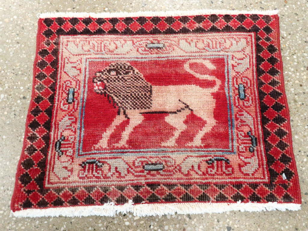 Vintage Persian Ardabil Pictorial Rug, No.27519 - Gsblank