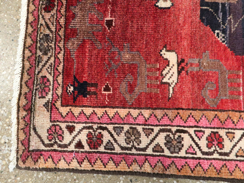 Vintage Persian Hamadan Pictorial Rug, No.27523 - Gsblank