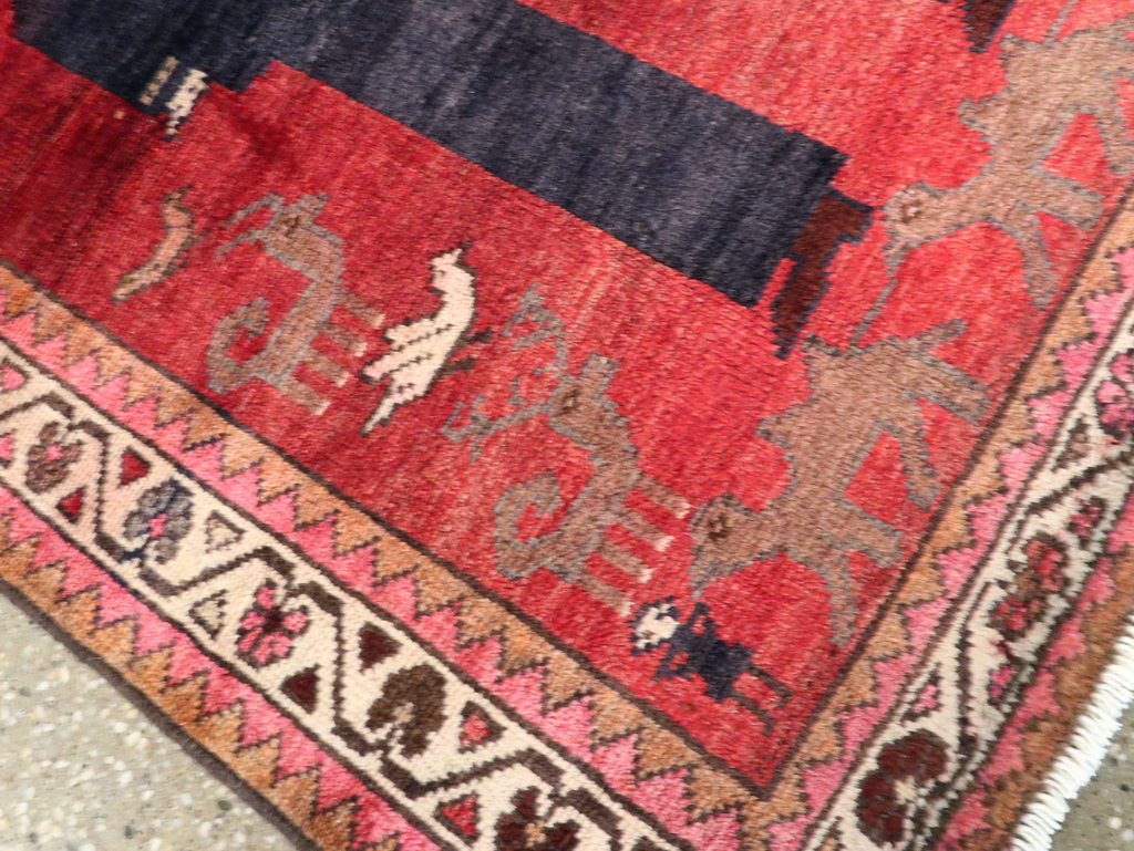 Vintage Persian Hamadan Pictorial Rug, No.27523 - Gsblank