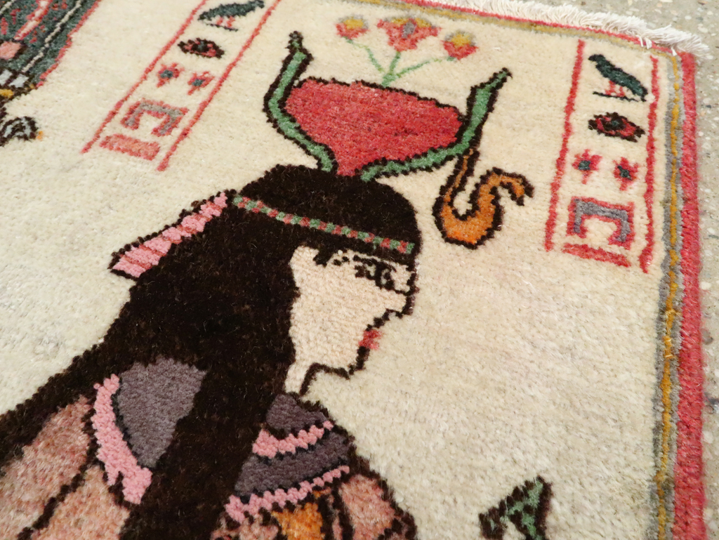 Vintage Persian Tabriz Pictorial Rug, No.27526 - Gsblank