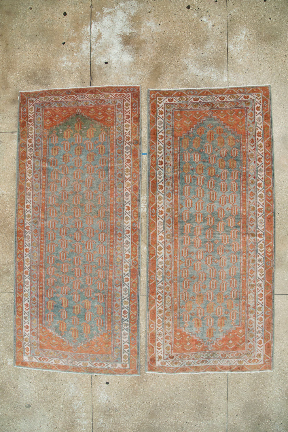 Antique Persian Malayer Runner (Pair: 2 of 2), No.27530 - Gsblank