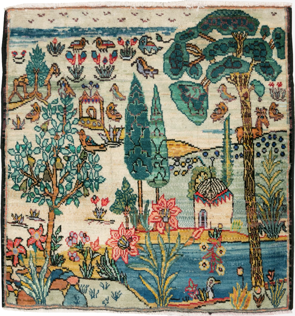 Vintage Persian Tabriz Pictorial Rug, No.27535 - Gsblank