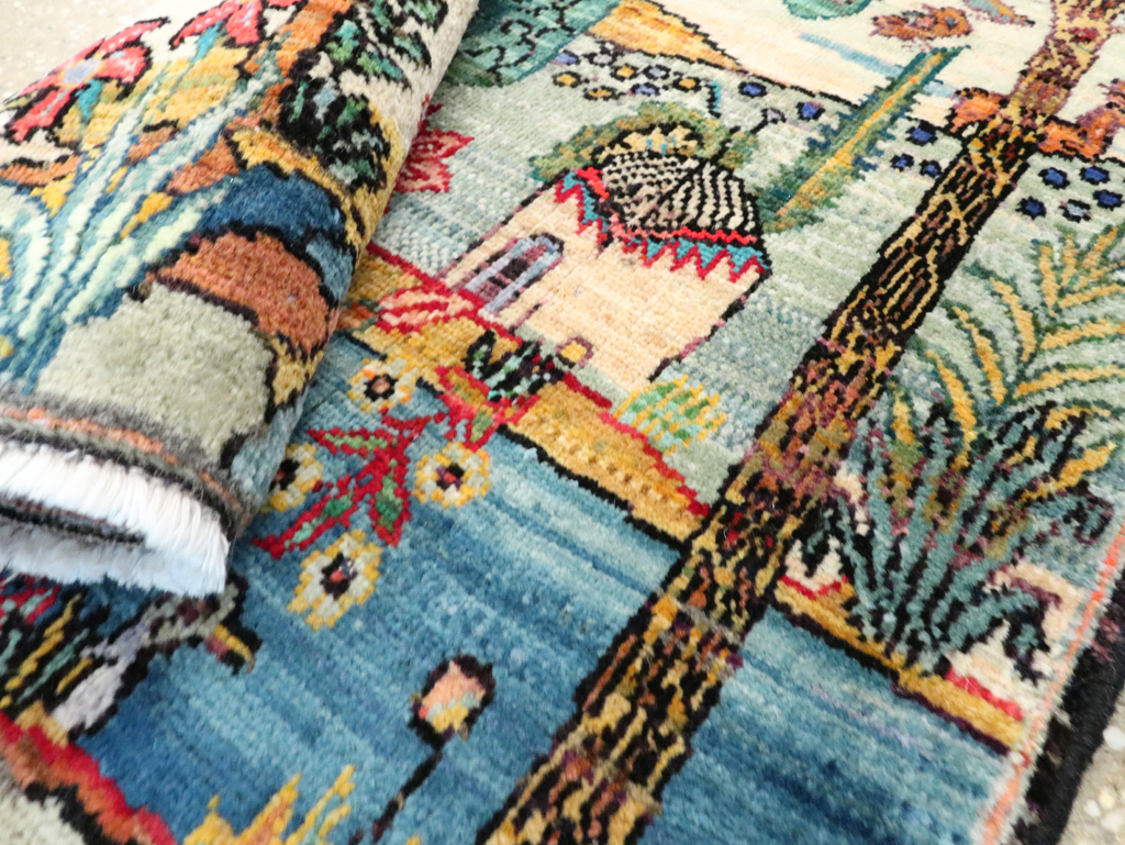 Vintage Persian Tabriz Pictorial Rug, No.27535 - Gsblank