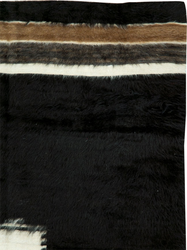 Vintage Turkish Mohair Accent Rug, No.27540 - Gsblank