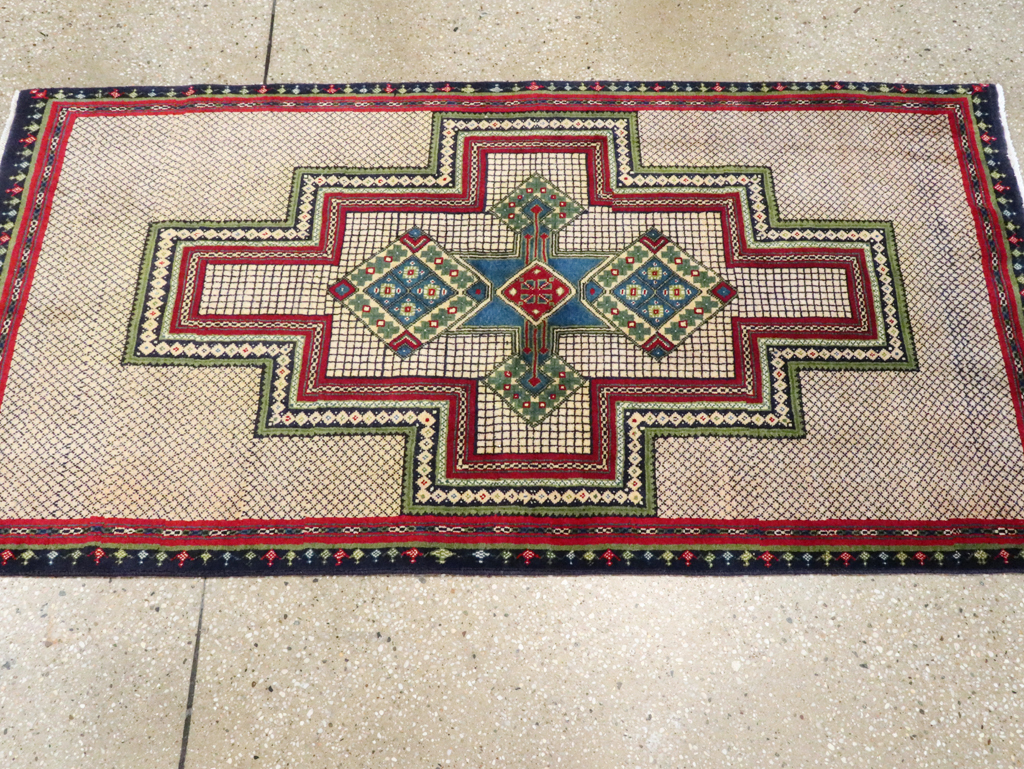 Vintage Persian Hamadan Rug, No.27541 - Gsblank
