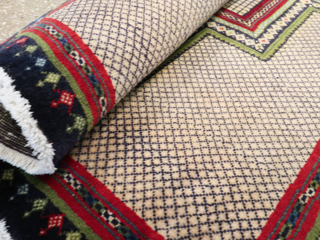 Vintage Persian Hamadan Rug, No.27541 - Gsblank